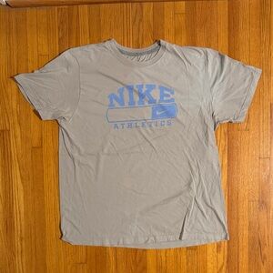 Pre-Owned NIKE ATHLETICS T-Shirt Men’s XXL